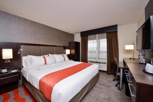 Holiday Inn New York-JFK Airport Area image 4